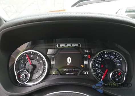 2022 Ram 1500 Laramie 4X4 5'7 Box из США, поврежденный, VIN 1C6SRFJT7NN140669